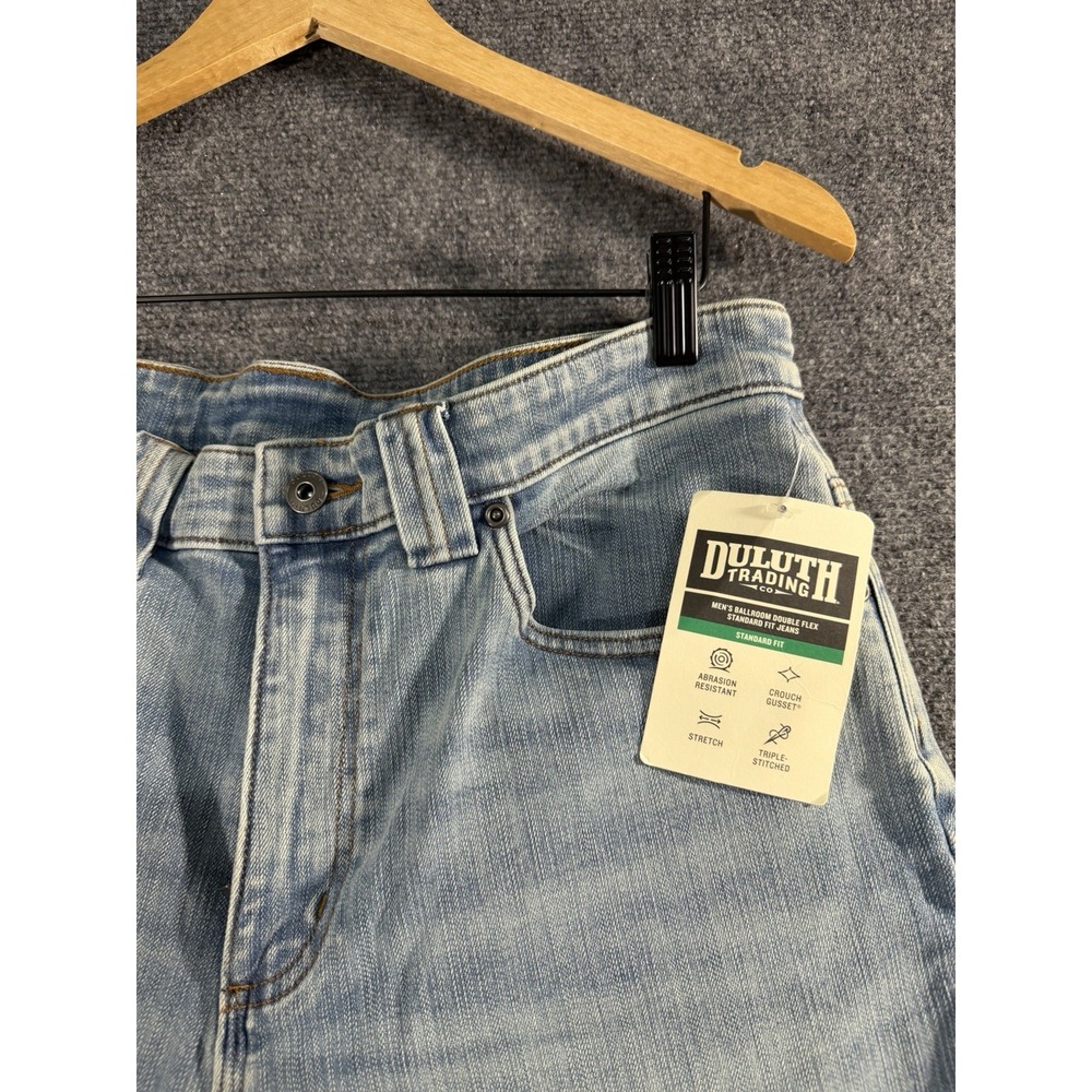 Duluth Trading Co. Jeans Mens 33x30 Blue Ballroom Double Flex Carpenter